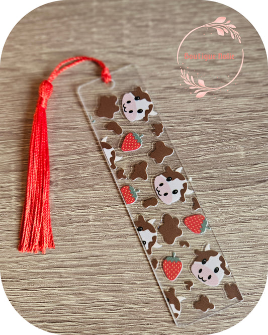 Vache brune et fraises